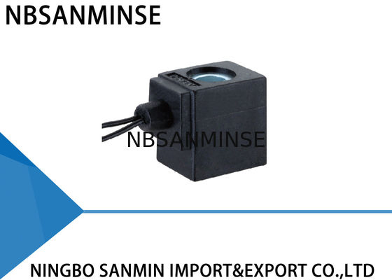 4V110E τύπος σύνδεσης μολύβδου σπειρών AC220V DC24V βαλβίδων ΣΥΝΕΧΏΝ 2.8W σωληνοειδών εναλλασσόμενου ρεύματος 5VA